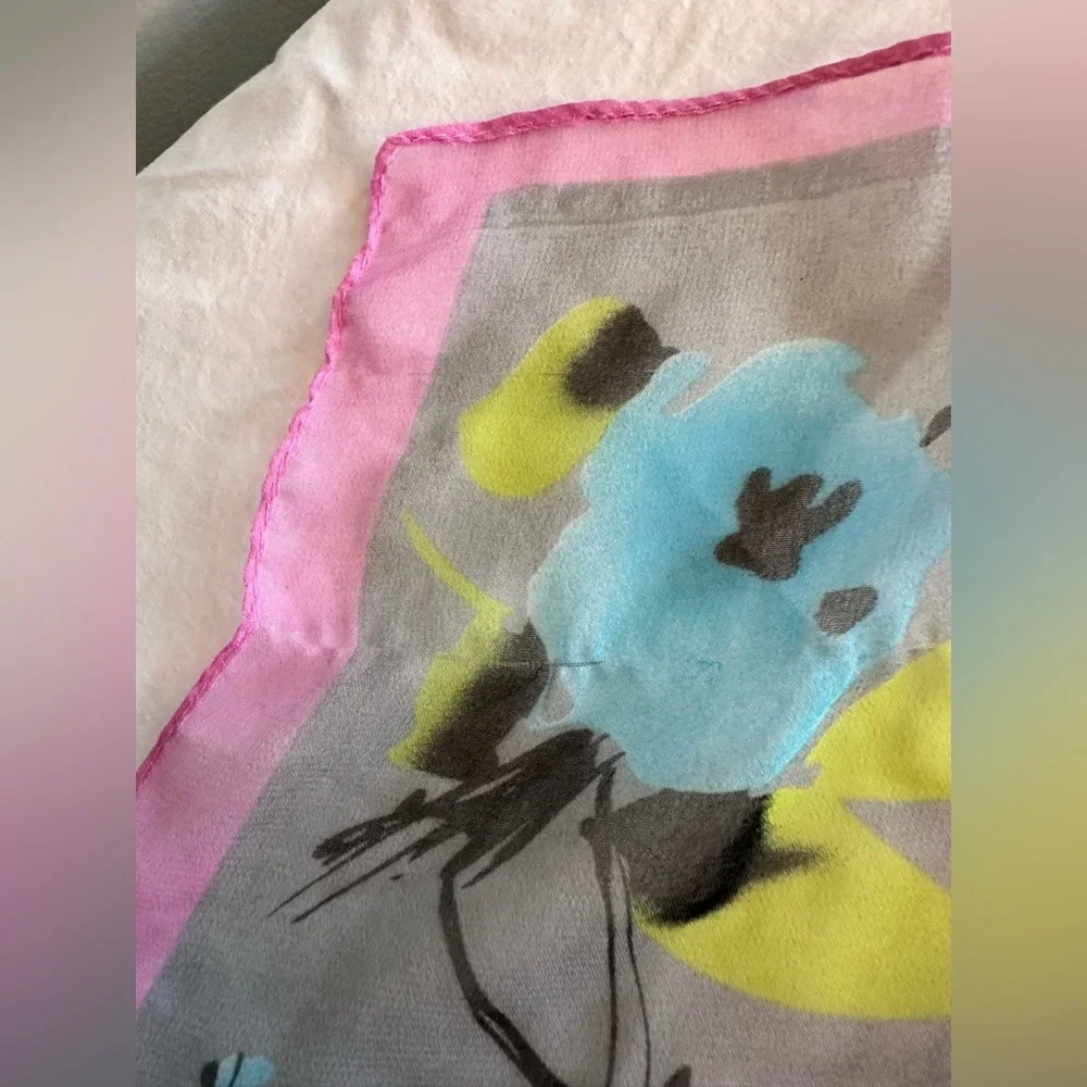 Floral Sheer Scarf - Pink and Blue - Picture 4 of 4